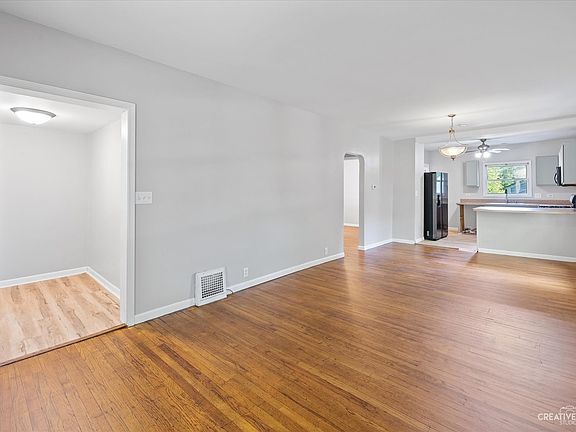 4th image of 504 S Gladstone Ave