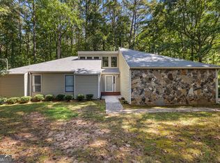 165 Felton Ct, Fayetteville, GA 30214