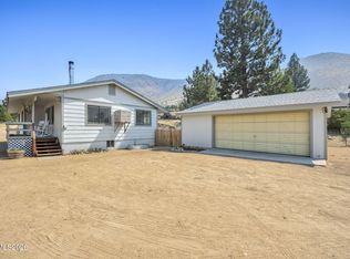 21 Dry Canyon Dr, Coleville, CA 96107