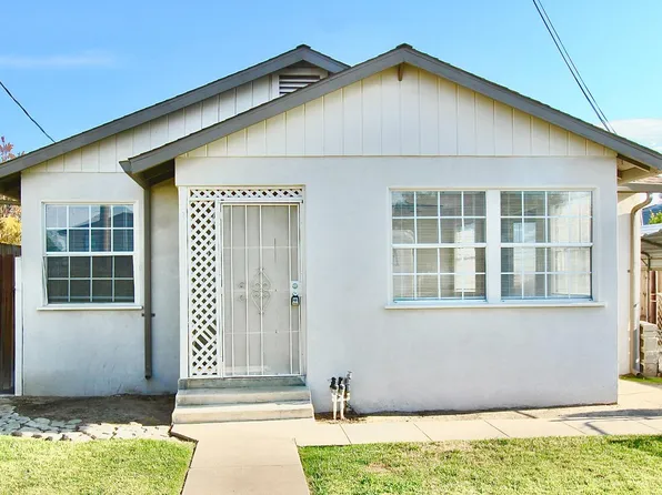 329 S 1st Ave, Oakdale, CA 95361