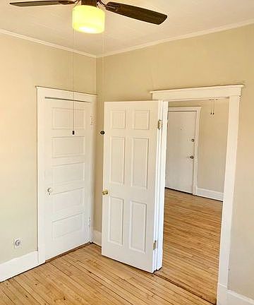 5th image of 3502 S Artesian Ave #3
