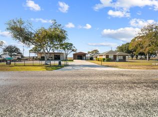 1112 S Fm 441 Rd, Louise, TX 77455