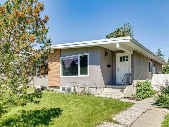 702 S Kingsmere Cres SW, Calgary, AB T2V 2H7