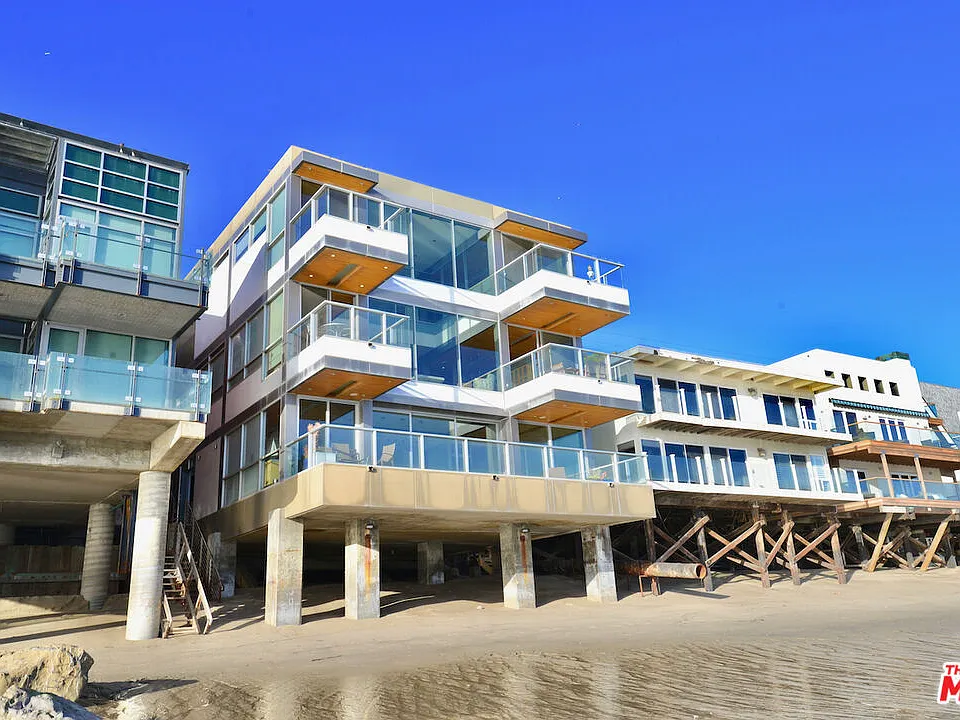 24826 Malibu Rd