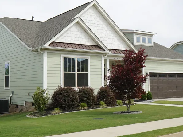 315 Glendon St, Greer, SC 29651