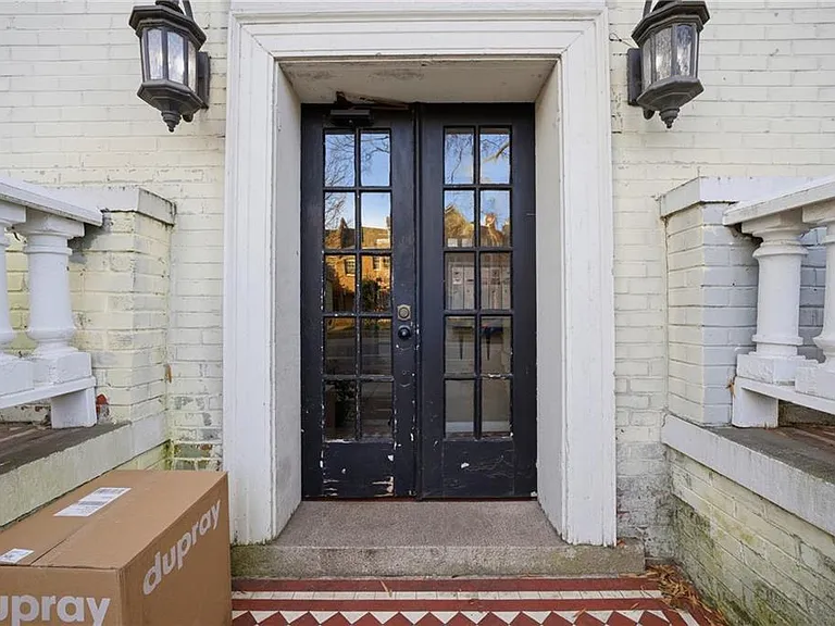 1015 Colonial Ave #4 — Photo 9