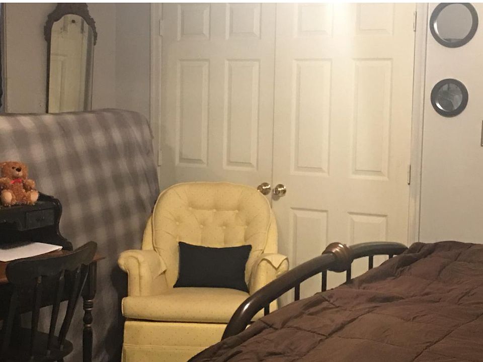 1st image of 29 Bentley Ln