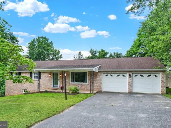 266 Kirsta Ln, Dallastown, PA 17313