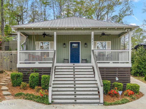 441 Cove Dr, Eclectic, AL 36024