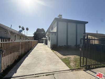 218 E 76th Pl, Los Angeles, CA, 90003