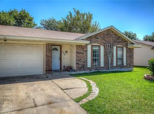 408 Southlake Dr, Forney, TX 75126