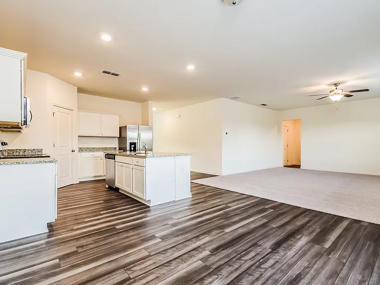 367 Greenwalk Pl — Photo 6
