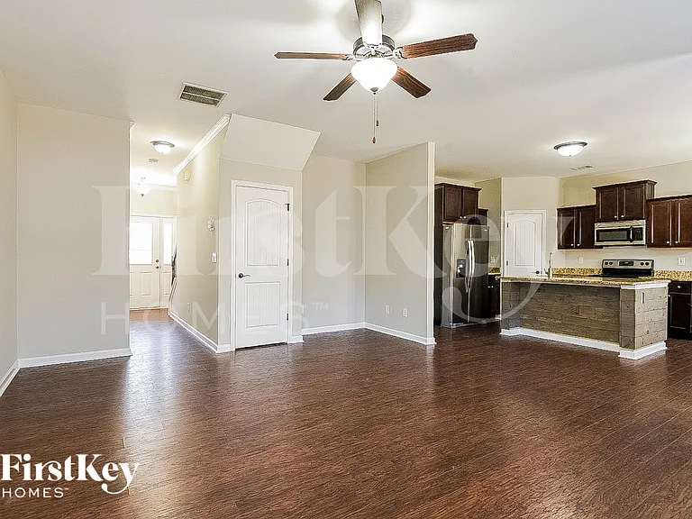 249 Bethany Manor Ct — Photo 4