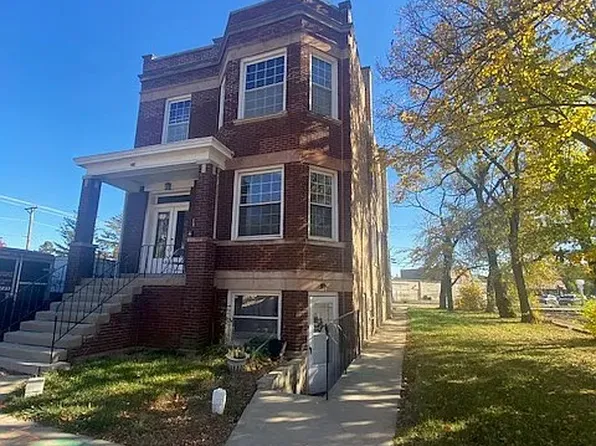 3403 Maple Ave APT 1, Brookfield, IL 60513