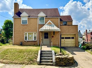 419 Macarthur St, Mc Kees Rocks, PA 15136