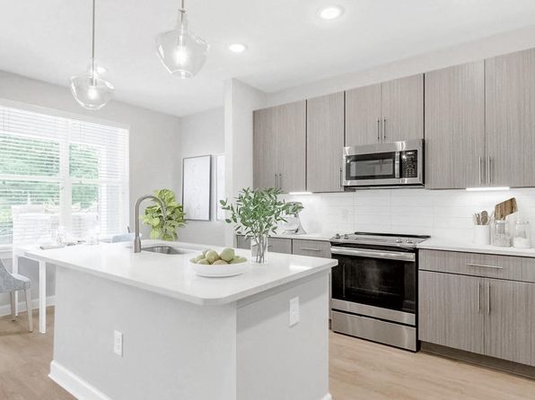 2020 Morton St #2-310