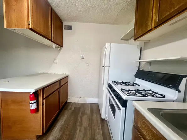 300 Belgrade Ave #401, Mankato, MN 56003