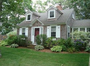 12 Cummaquid Rd, North Falmouth, MA 02556
