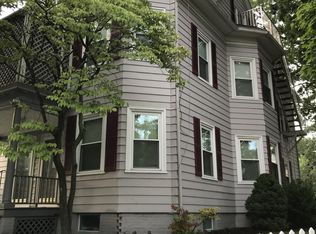 187 Rochambeau Ave, Providence, RI 02906