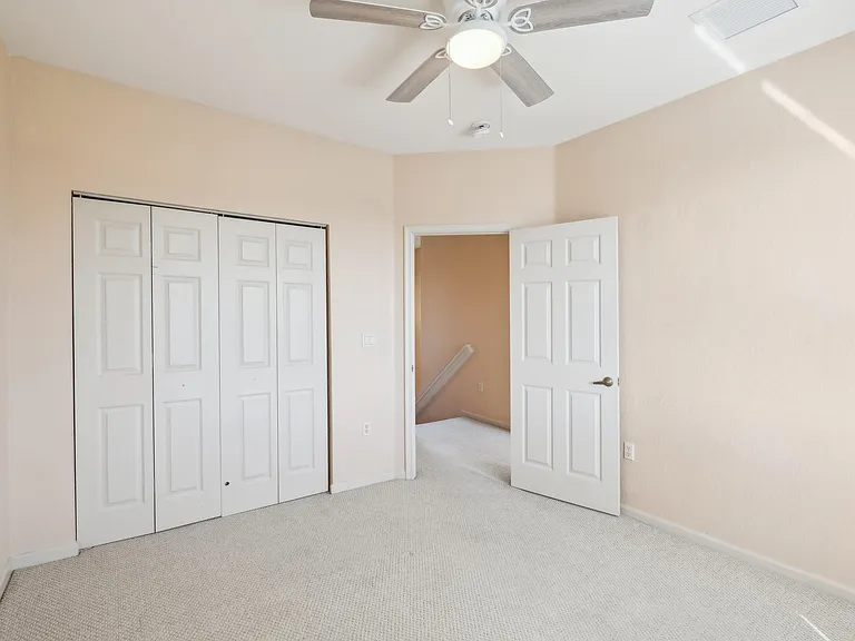 2584 Stockbridge Sq SW — Photo 31