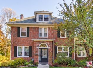 6 Valley Way, West Orange, NJ 07052