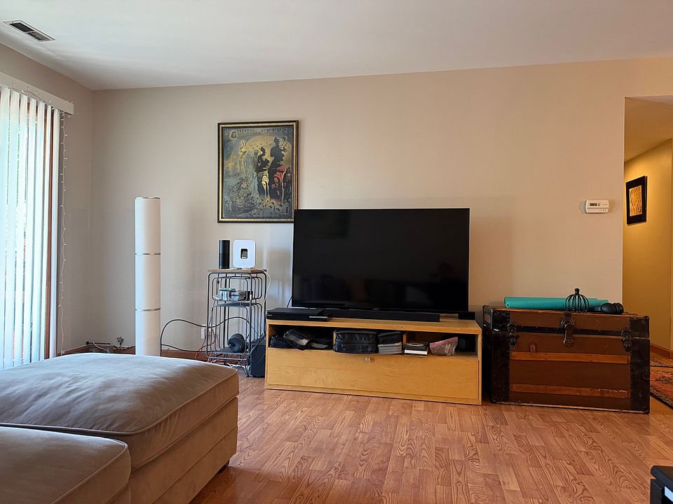 Living_view1