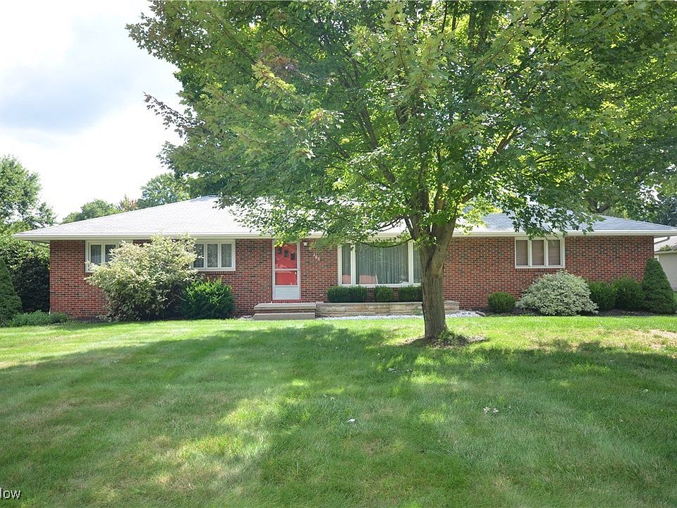 1st image of 488 Knollwood Ave