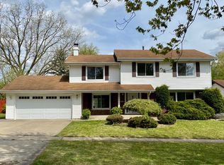 17601 Willow Ave, Country Club Hills, IL 60478