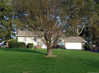 1100 Briar Wood Dr NE, Corydon, IN 47112