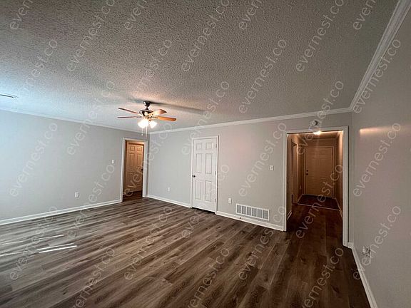 3rd image of 7376 Bridgewater Dr