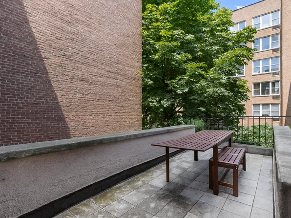 151 East 29th Street image 8 of 13