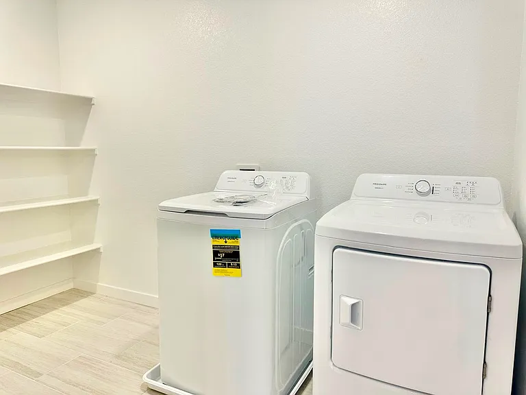 10927 Coral Reef Ln — Photo 19