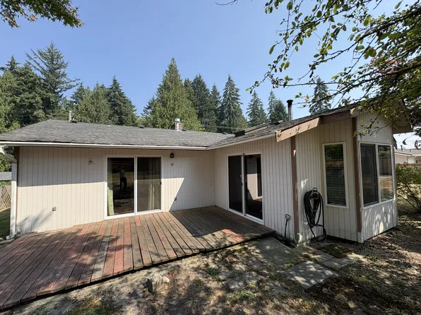 1605 Woodland Creek St NE, Olympia, WA 98516