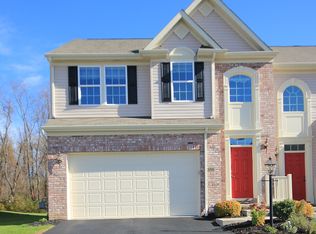 306 Maple Ridge Dr, Canonsburg, PA 15317