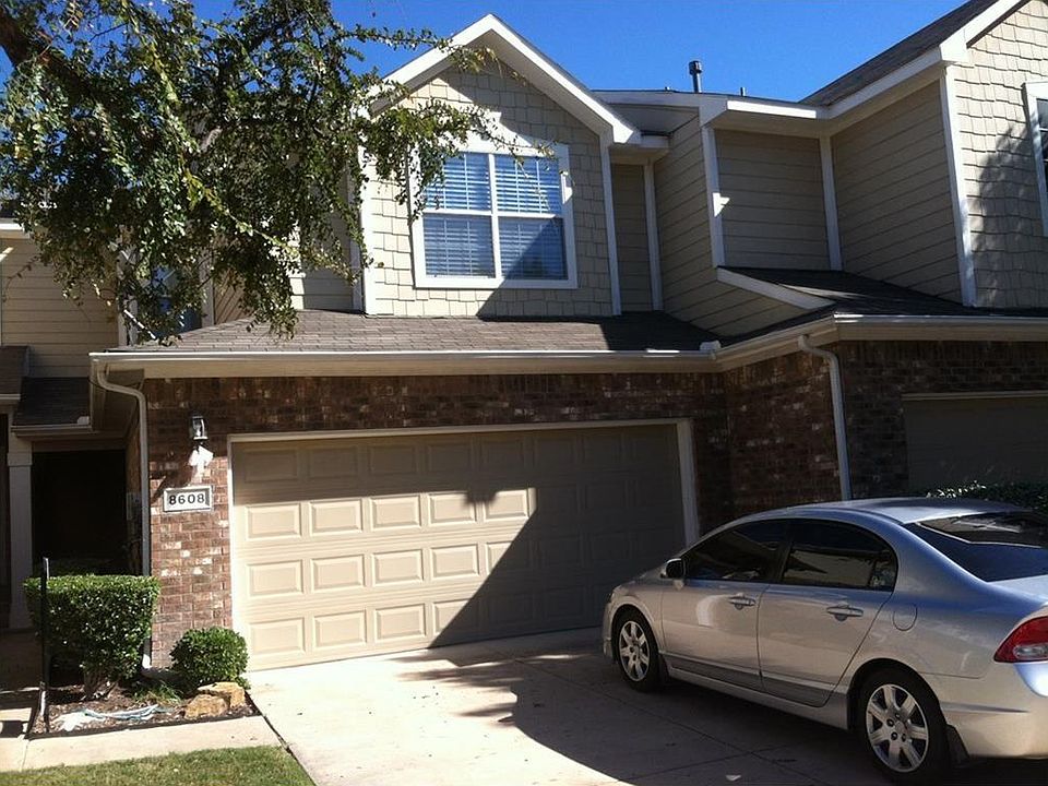 1st image of 8605 Forest Highlands Dr