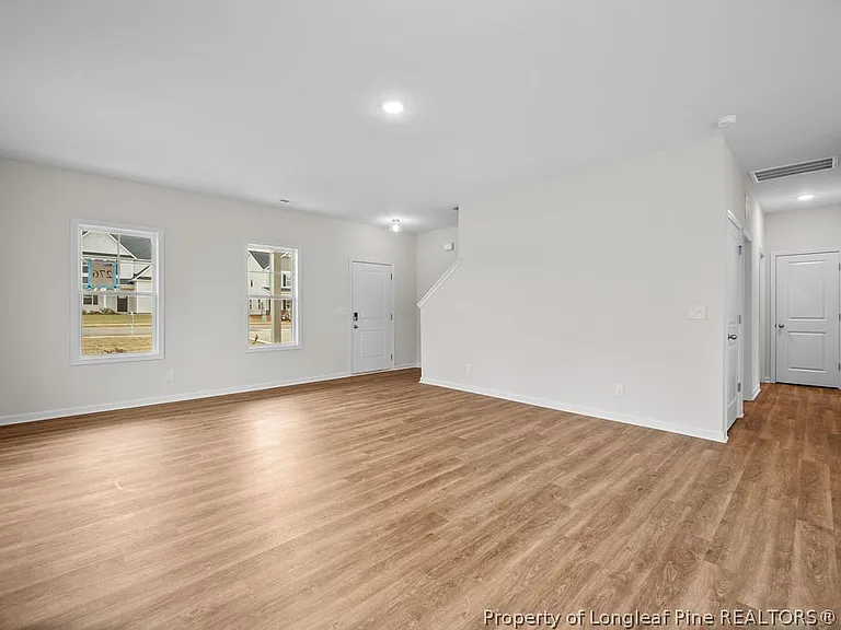 166 Brickendon Ln #276 — Photo 9
