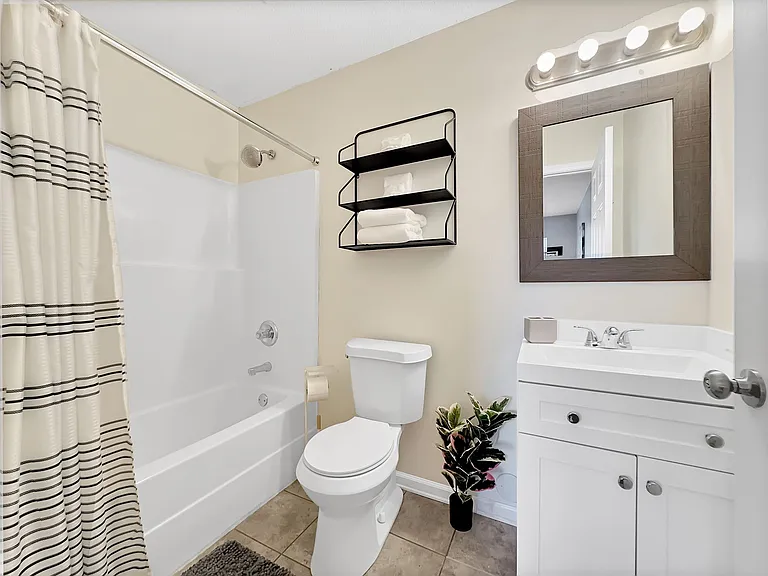 4700 Royal Prince Way — Photo 23