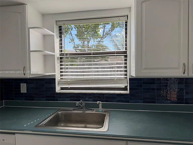 1419 Yellowthroat St — Photo 41