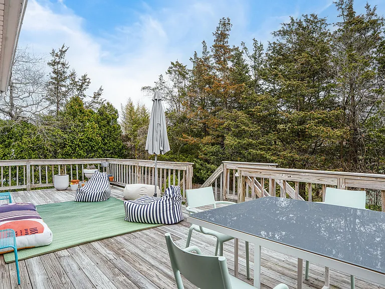 52 Shinnecock Rd #A — Photo 43