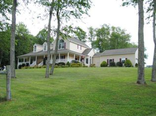 115 Old Hensley Rd, Floyd, VA 24091
