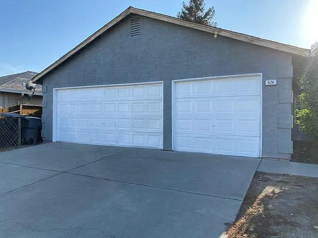 574 Shawn Vines Ave — Photo 16