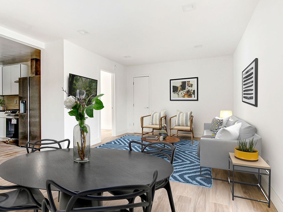 1st image of 2033 Chariton St #14