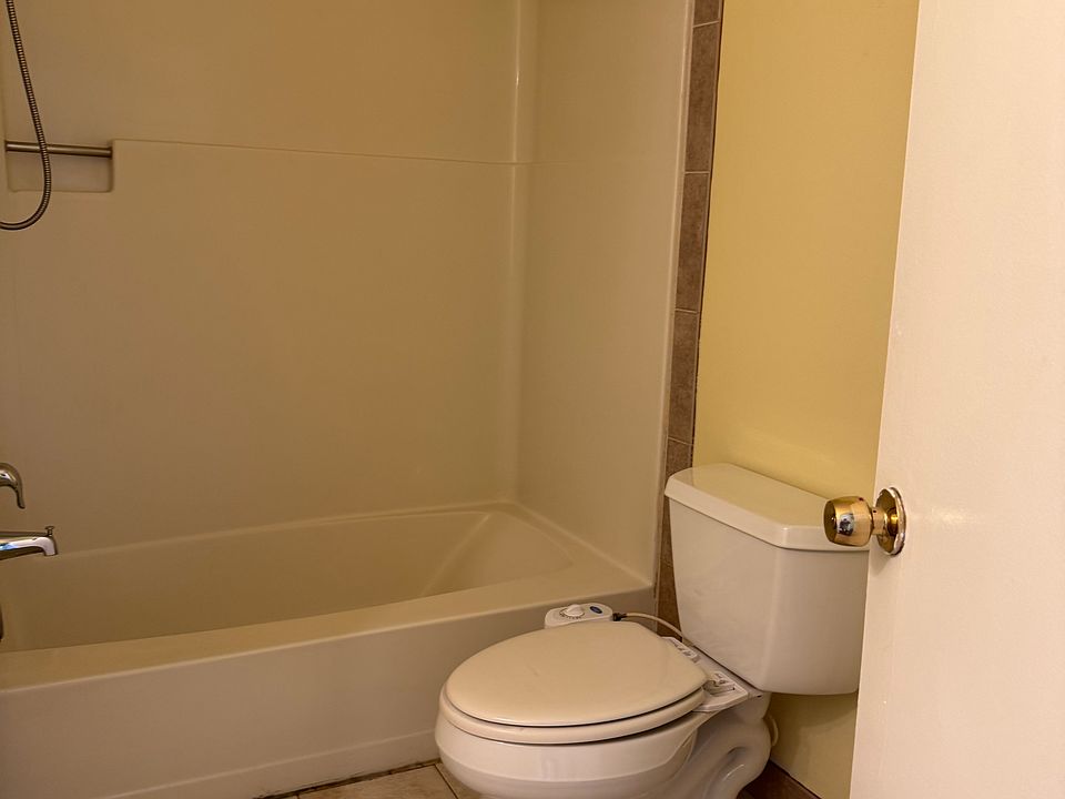1st image of 7216 Belinger Ct #1