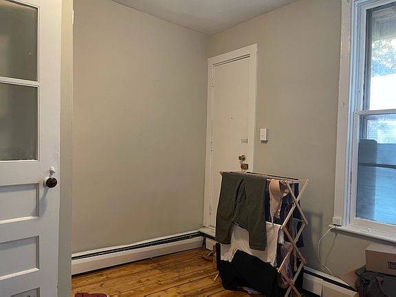 5th image of 125 Dove St #1