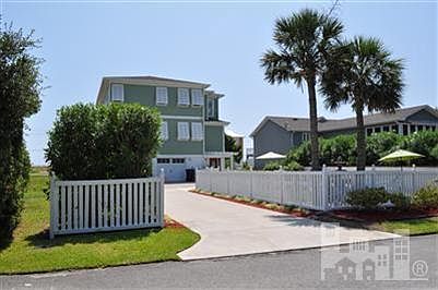 4th image of 1012 S Fort Fisher Boulevard