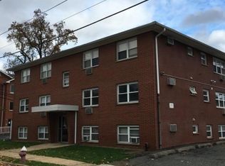 100 Luttgen Pl UNIT B-1, Linden, NJ 07036