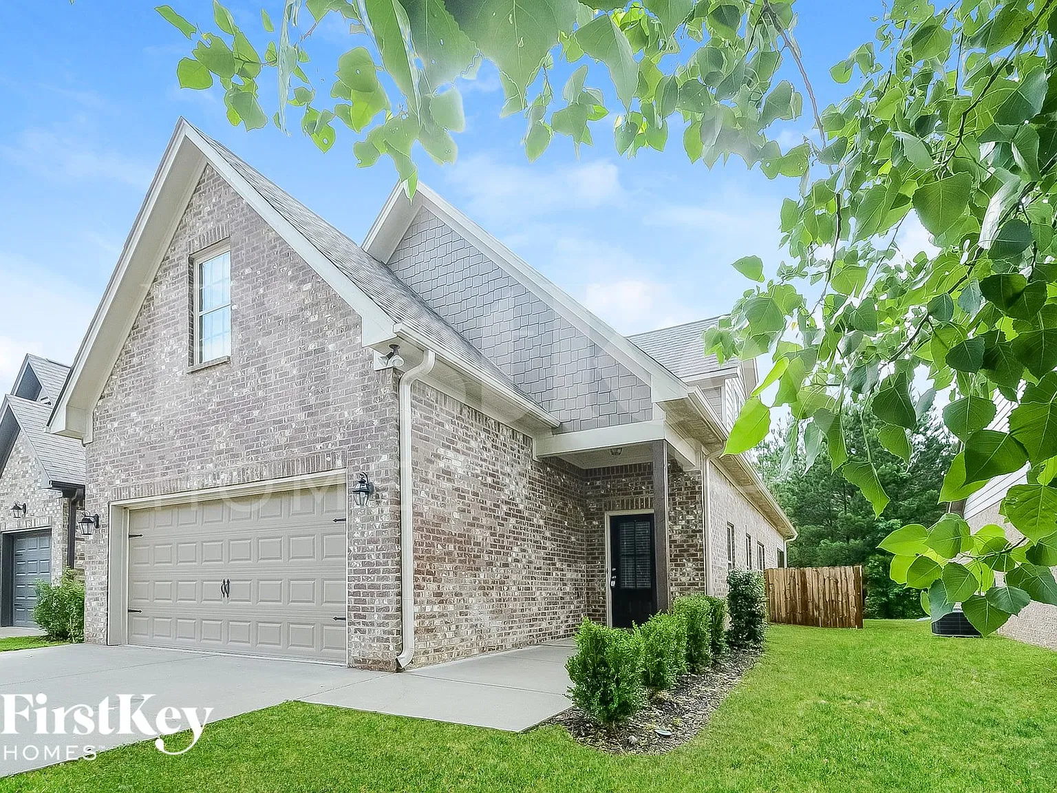 4 bed, 3.0 bath, 1770 sqft, $2,705 — Photo 2