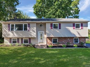 11 Mein Drive, New City, NY 10956