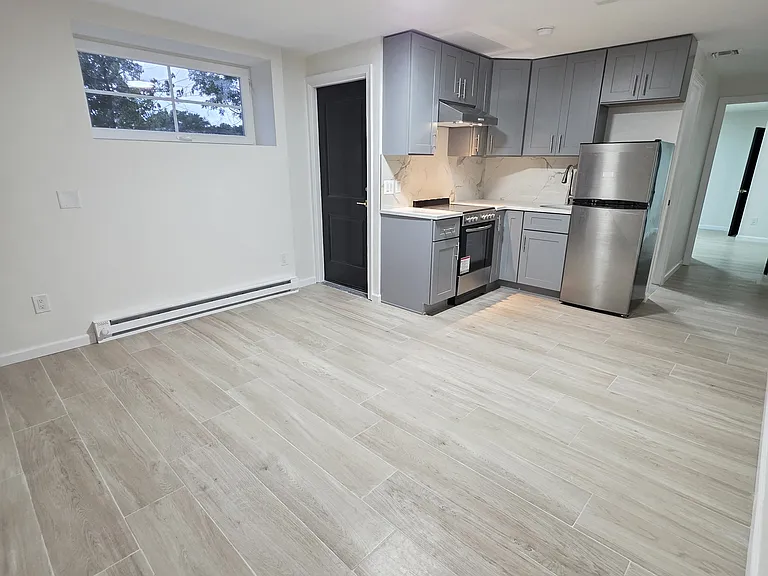 793 Olympia Blvd #1 — Photo 7