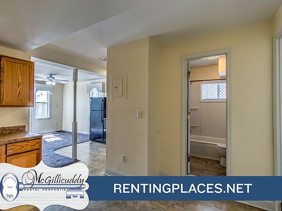 4th image of 938 Hickman Rd APT 8
